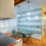 Apartment Casa Meninas Y Anillo Deluxe Meninascollection Toledo