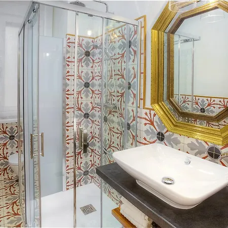 Casa Meninas Y Anillo Deluxe Meninascollection * Toledo